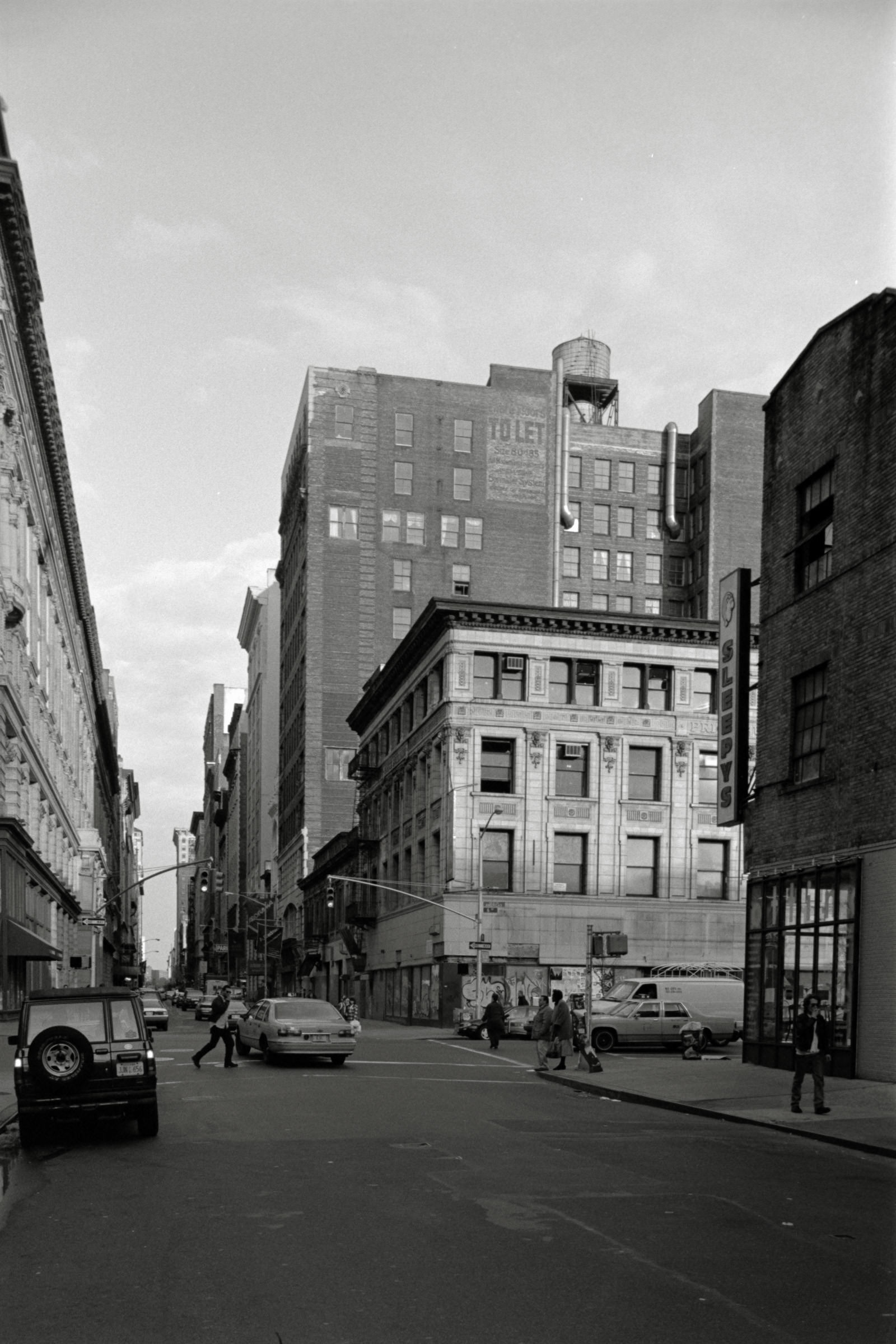 AHP F1995 04 005 sc240817 img33 NLP